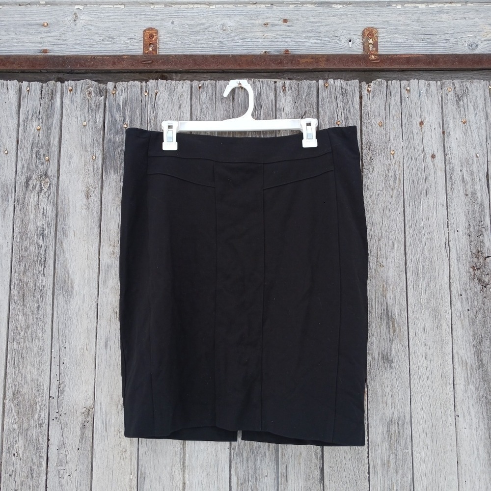 CAbi Skirt Womens Sz 12 Ponte‎ Style#122 Stretchy Black Pencil Career Short